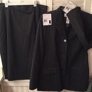 Liz Claiborne black w/ white pinstripe skirt suit